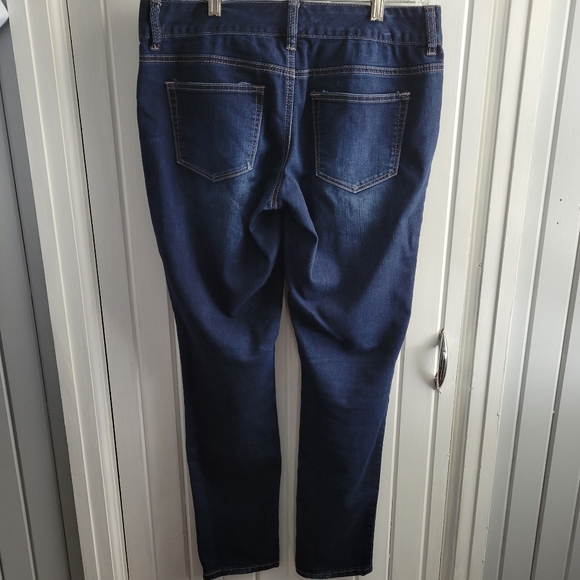 Maurices Denim Jegging - Picture 2 of 4